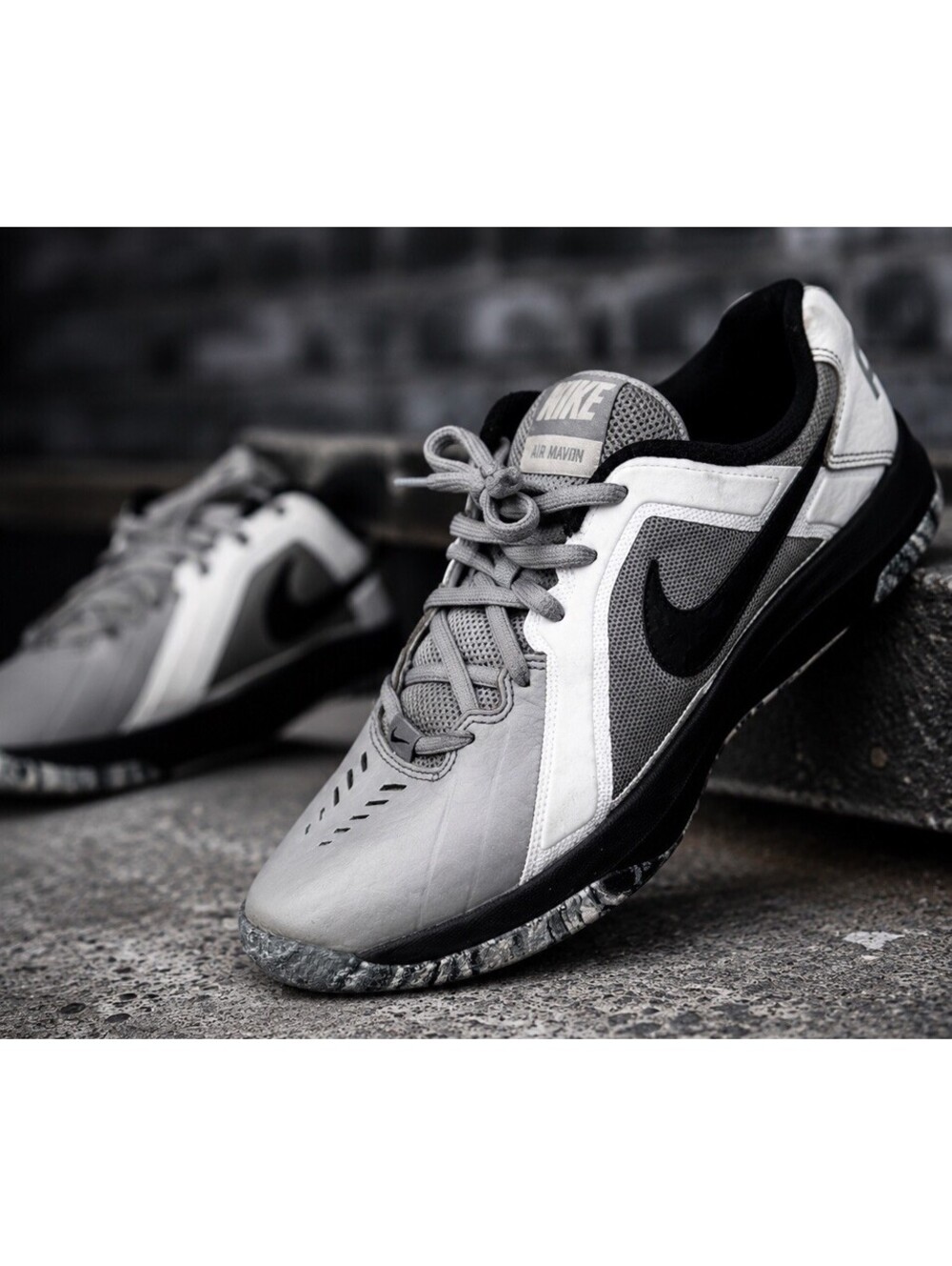 Nike Air Mavin Low Wolf Grey Black White Mens Size 7 Basketball Shoes 719924-005